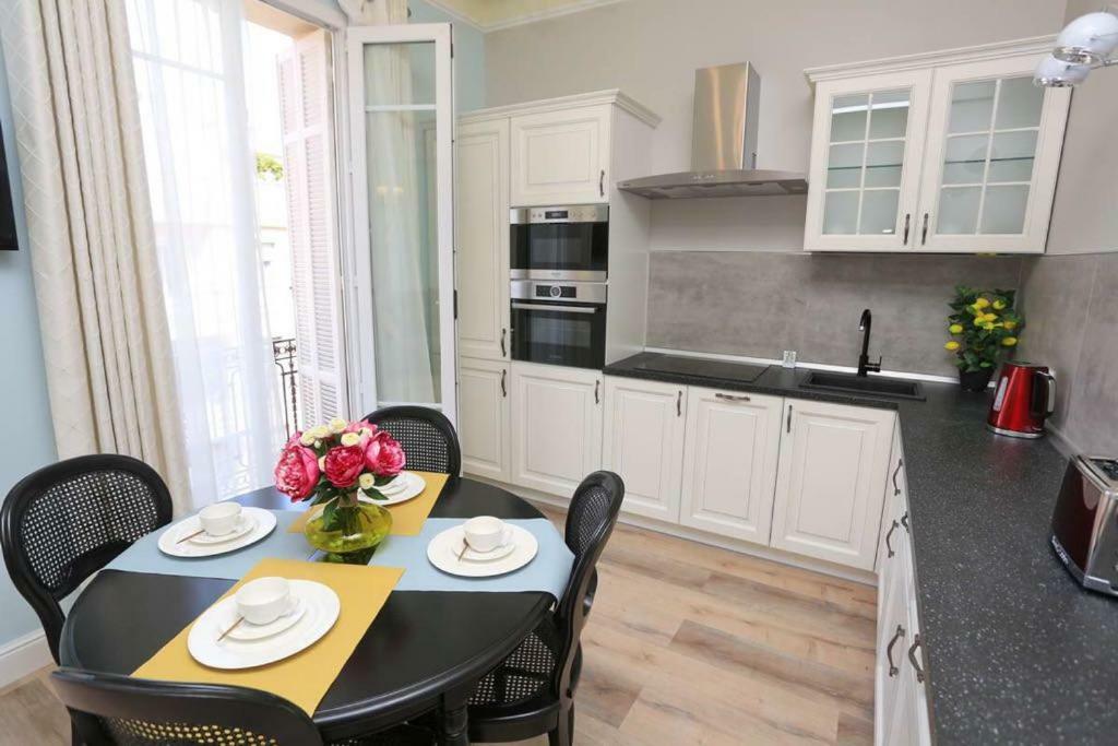 Le Charme-35 Apartment Ница Екстериор снимка